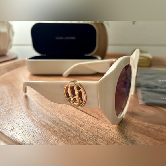 Marc Jacobs Two-Tone White/Acetate Sunglasses - Picture 2 of 4